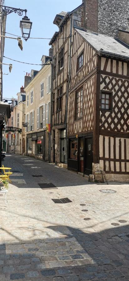 Ferienwohnung Le Logis De La Rue Des Arts Blois Exterior foto